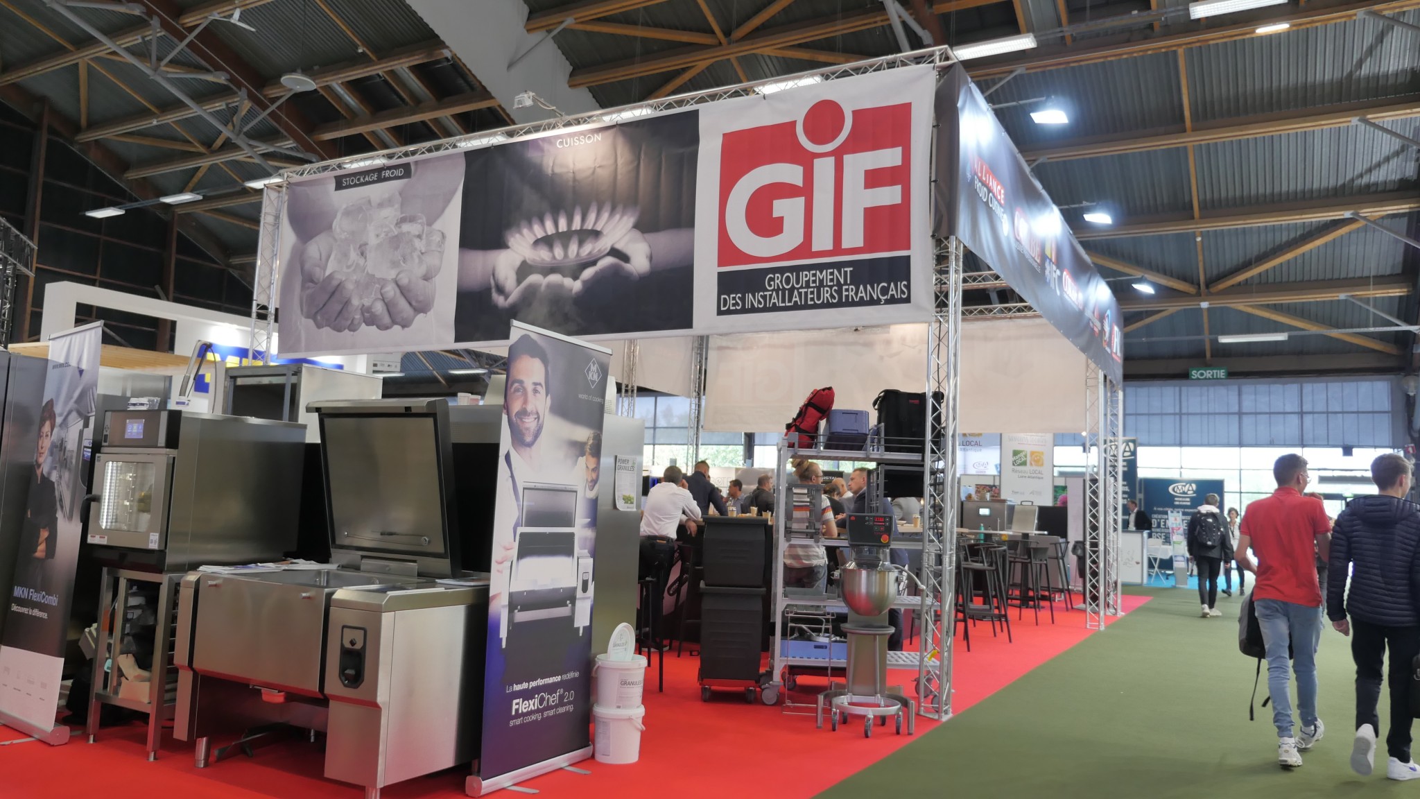 Stand-GIF-Serbotel-2021-Corbe-Cuisine-Professionnelle-1